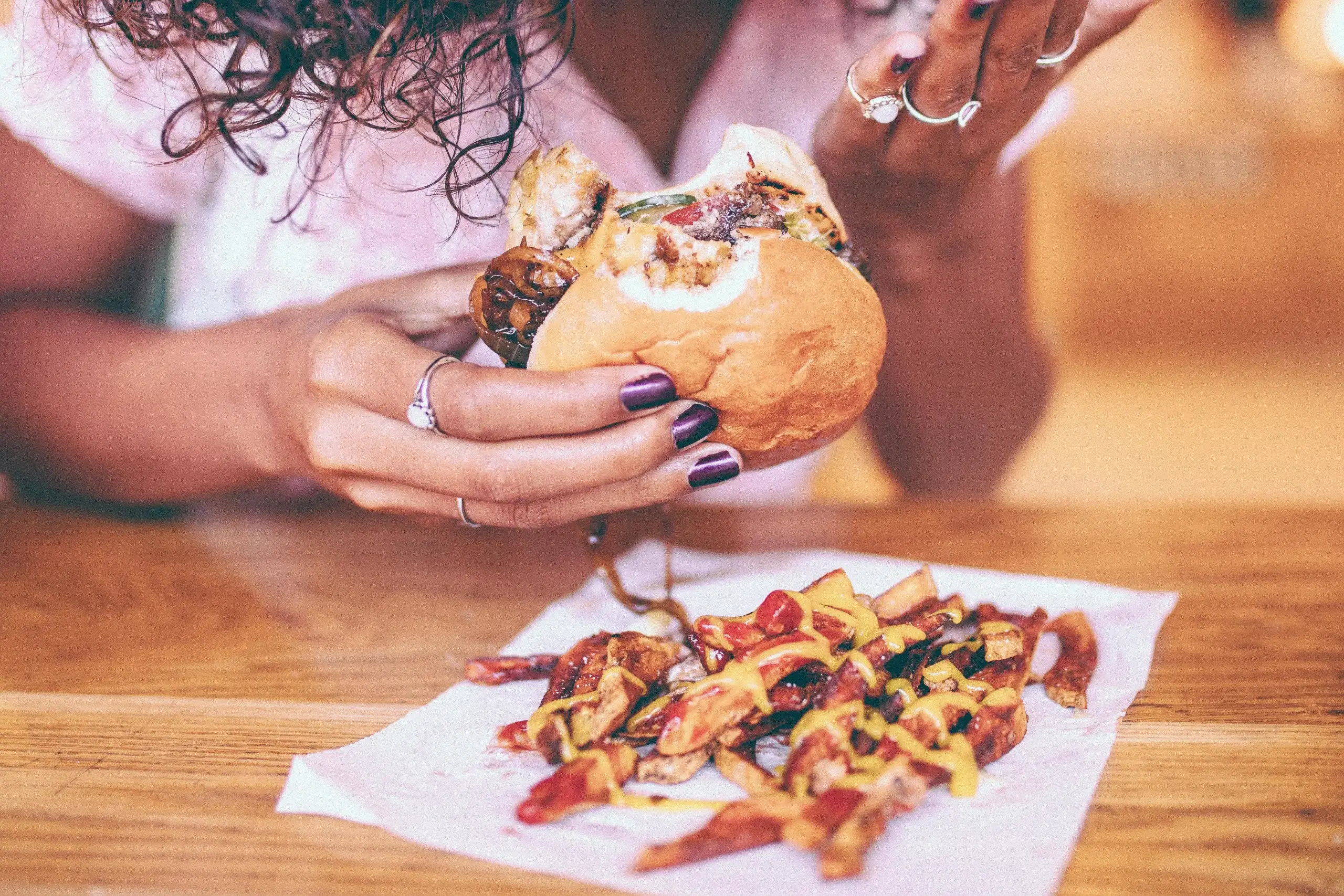 Learn what Ghrelin is, how the hunger hormone affects appetite, sleep, stress, weight gain, and hormonal health in women. Discover practical ways to manage Ghrelin naturally.